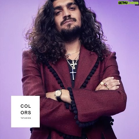 Israel Fernández - 27.5K Likes - Ya salió nuestra fiesta por bulería en @colorsxstudios . Podéis escuchar el tema completo pinchando en el link de mi BIO.
Compás: @anecarrasco Juan Grande
Estilismo @joanarealm @luciaheroin
Vestuario @palomospain
@colorsxstudios @universalspain @casaflamenco_oficial