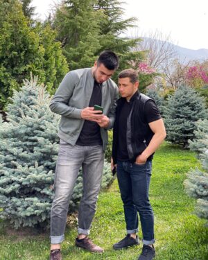 Israil Madrimov Instagram - HAPPY BIRTHDAY Do’stim tabrikliman 🎂Allah umringa risqinga baraka bersin inshallah yana bir marta olimpiada oyinida oltin medal sohibi bo’lip qaytgin🤲🏻