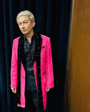 Issa Hentona Instagram - 2023/12/09 無事に45歳を迎える事が出来ました🎉
携わって下さる全ての皆々様の力があってこそ今の自分が存在します❕
本当にありがとうございます😃
この１年も有意義に自分らしく進んで参りますのでよろしくお願いします🤲

#issa 
#dapump 
#全ての家族 
#全てのスタッフ 
#全ての先輩後輩 
#全ての仲間 
#全てのdpc 
#感謝