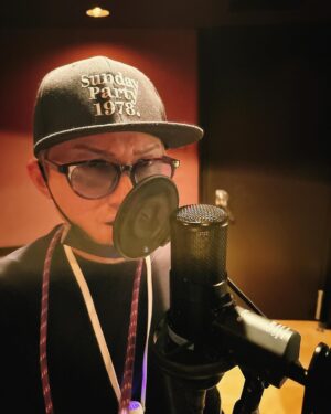 Issa Hentona Instagram - Recording🎙️🎧

Day 1 & Day 2

曲と歌詞よって表情が変わる🔥

#issa 
#dapump 
#dpc 
#recordingday