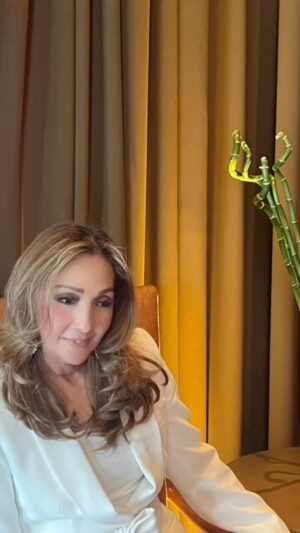 Ita Mustafa Instagram - beautfull white ….