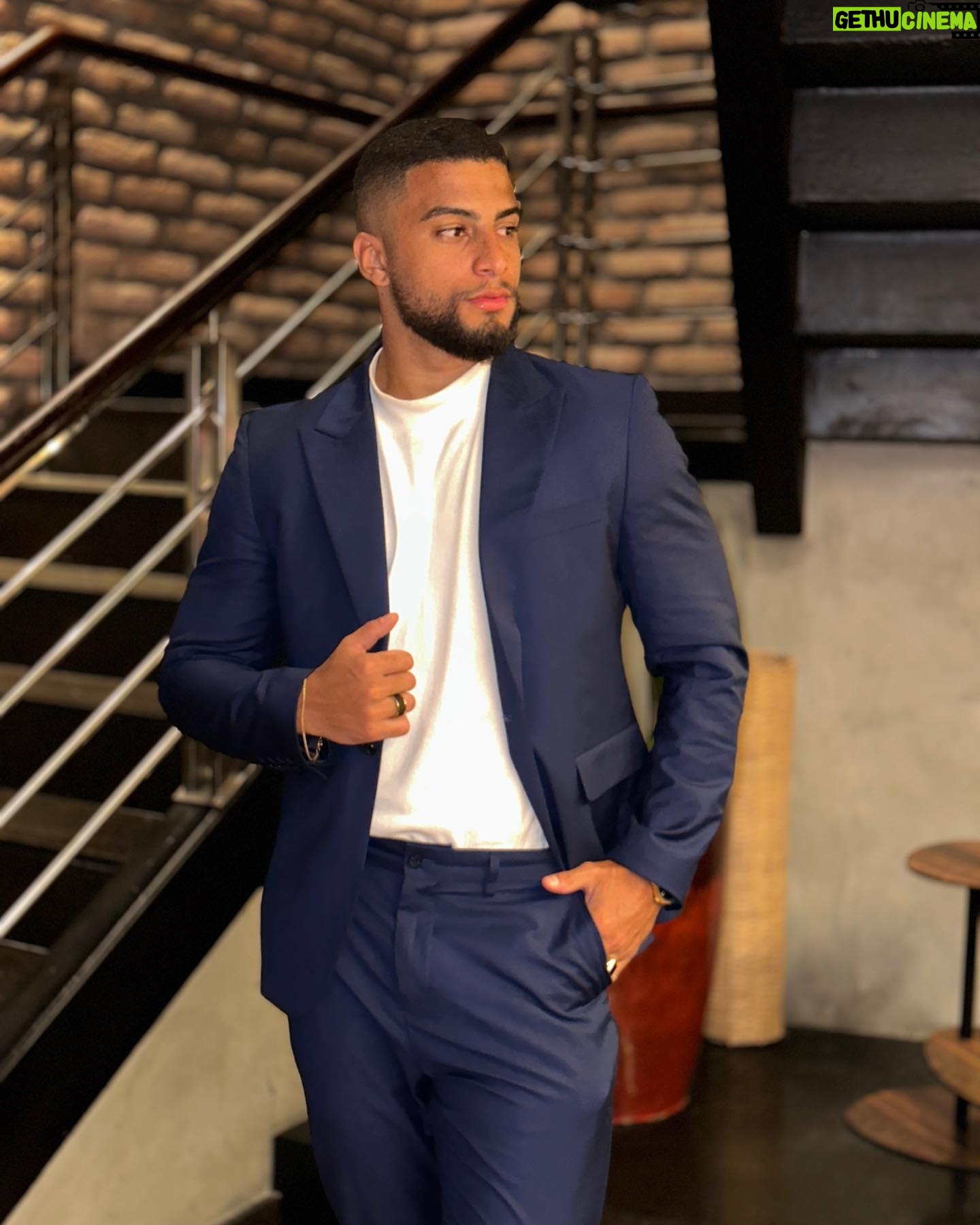 Italo Lopes - 1.9K Likes - Acreditando no propósito e vivendo o processo 🚀🧠
.
.
.
#explore #man #homemdevalor #lifestyle