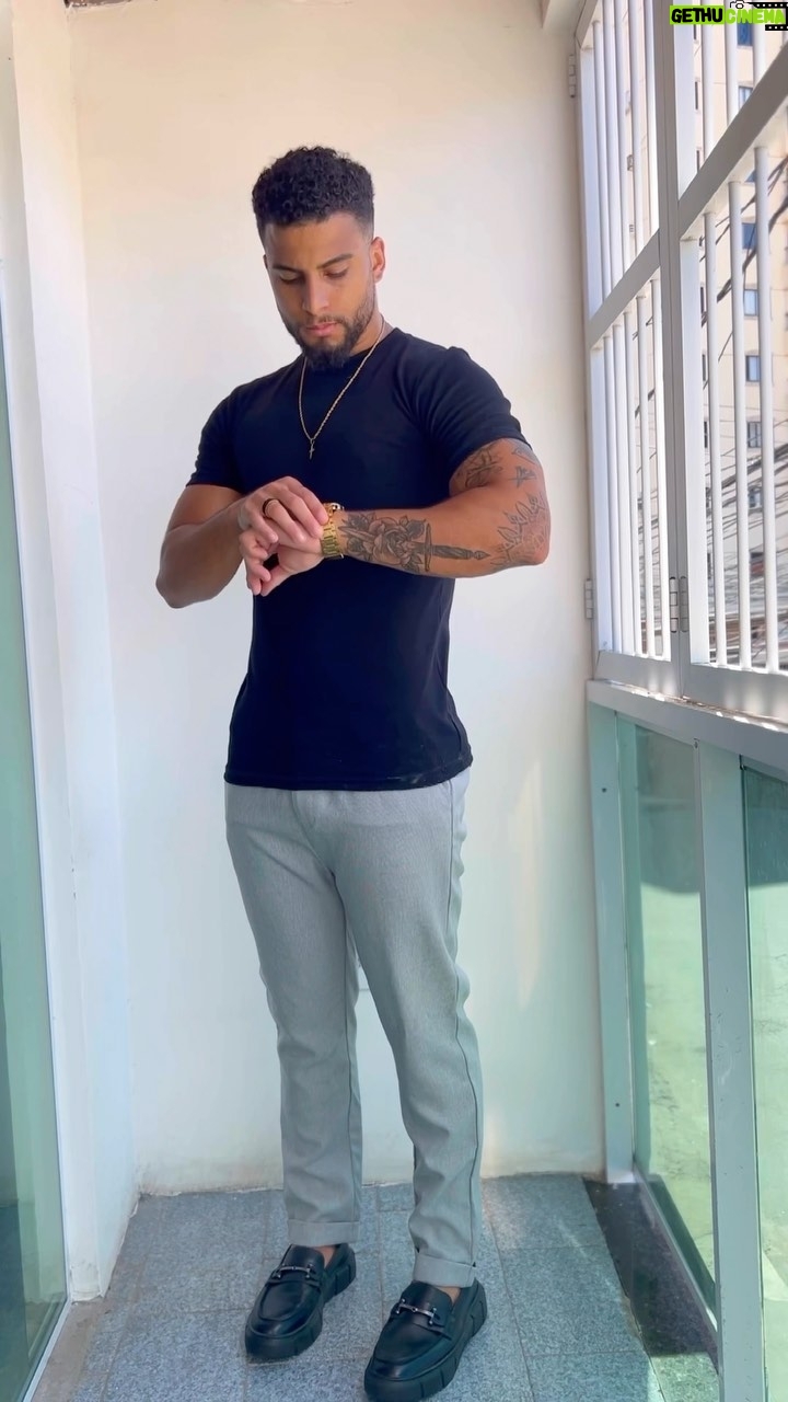 Italo Lopes - 4.1K Likes - GRWM com o pretinho 🐈⬛
.
.
.
#explorar #arrumesecomigo #lifestyle #grwm #man #explore #moda #modamasculinabr