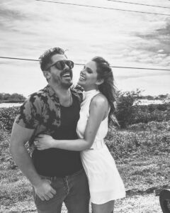 Iván Arana Most Liked Photos and Posts