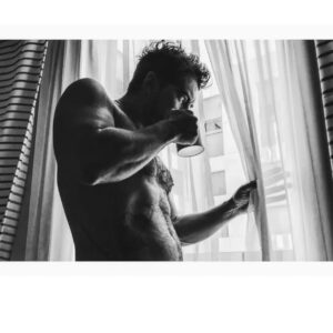 Iván Arana Instagram - ⚪⚫...

Buenos días .