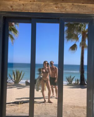 Iván Sánchez Instagram - Cositas del periplo #andalucia #culpables del último mes 🎬

Mejor que en casa, como siempre @hoteldonpepegm @gran_melia 💫❤️