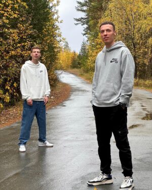 Ivan Zasidkevich Instagram - Иногда, чтобы увидеть красоту, не нужно идти в галереи и выставки.
Природа рисует самые красивые картины.