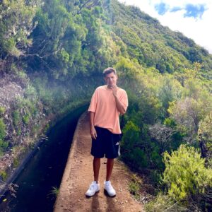 Ivo Lucas Instagram - levadas, lapas, e muito boa gente.