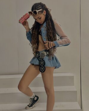 Izabela Rose Instagram - 𝐈𝐭𝐬 𝐚 𝐩𝐚𝐫𝐭𝐲 𝐢𝐧 𝐭𝐡𝐞 𝐔𝐒𝐀!!