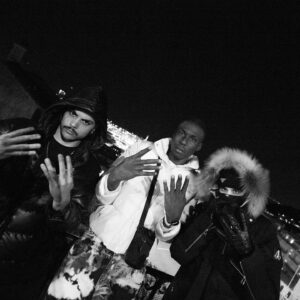 Izi Instagram - “Come to my city RMX” fuori ora su Youtube.
@big_vibe_442 @tedua_wildbandana @chrisnolanmusic #Italdrill #Drilliguria 🏴󠁧󠁢󠁥󠁮󠁧󠁿🏴‍☠️