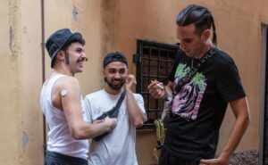 Izi Instagram - VOGLIO FARE LA STORIA QUELLA SUI LIBRI TU VUOI AVERE LA GLORIA DA MENTECATTO 🏴‍☠️🦇🦋
PUSHER - IL VIDEO FUORI ORA!
@vazte_wildbandana @wild_guesan @sicklukex2