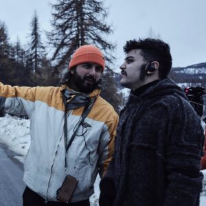 Izi Instagram - In due secoli l’uomo ha distrutto un equilibrio climatico che esisteva da 50 milioni di anni...
“Illumina questo Pianeta..” 🙏🏼🌍 .
Vi sta piacendo il video di Cometa? 💫