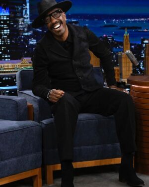 J.B. Smoove Instagram - Back with my man @jimmyfallon on the @fallontonight tonight! Make sure you’re tuned in 🔥

📸: @toddowyoung/NBC