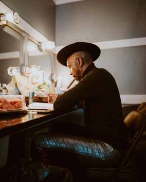 J.B. Smoove Instagram - The process…..

📸: @pedro4cristo 

#physicaltherapytour #physicaltherapy #comedy
#comedytour #standup #standuptour #laugh #Laughter
#humor #comedian #funny #comedyclub
#comedyshow #standupcomedy 
#ohsnapjbsmoove #jbsmoove #curbyourenthusiasm