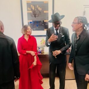 J.B. Smoove Instagram - Legends in this comedy game come together tonight to celebrate a man who stopped growing when he was 6 but still continues to grow on you, my brother @kevinhart4real as the 25th #MarkTwainPrize Recipient.  

Watch the event on @netflix premiering at 10 pm EST/7 pm PT.
