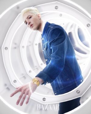 J.Sheon Instagram - 俗話說真金不怕火煉
不瞞你說
照片中的我在拉拉鍊

@harpersbazaar_tw 
@audemarspiguet 

#APxALYX #AudemarsPiguet #RoyalOak #SeekBeyond
#BAZAARLuxury #BAZAARMen