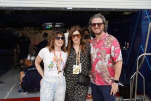 JC Chasez Instagram - Shout out to the @williamsracing team for bringing great people together and stacking points during the wild ride of Miami F1 weekend 🏎🏁