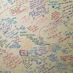 JC Chasez Instagram - Some notes from Day 1 of #TheDirtyPopUp. Ya'll are so sweet!!! Who's coming out for Day 2???