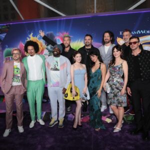 JC Chasez Instagram - Trolling movie stars with my @nsync family at an actual premiere thanks to SAG/AFTRA getting us all to a “Better Place” 🪩 🌟 

#TrollsBandTogether out 11/17!