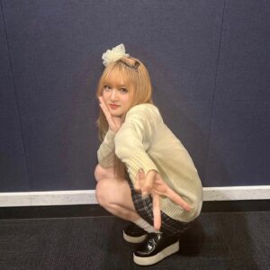JUNNA Instagram - 🎃HAPPY HALLOWEEN🎃

久しぶりの仮装
\平成ギャル/

今日限りなので、見届けてください、😵‍💫