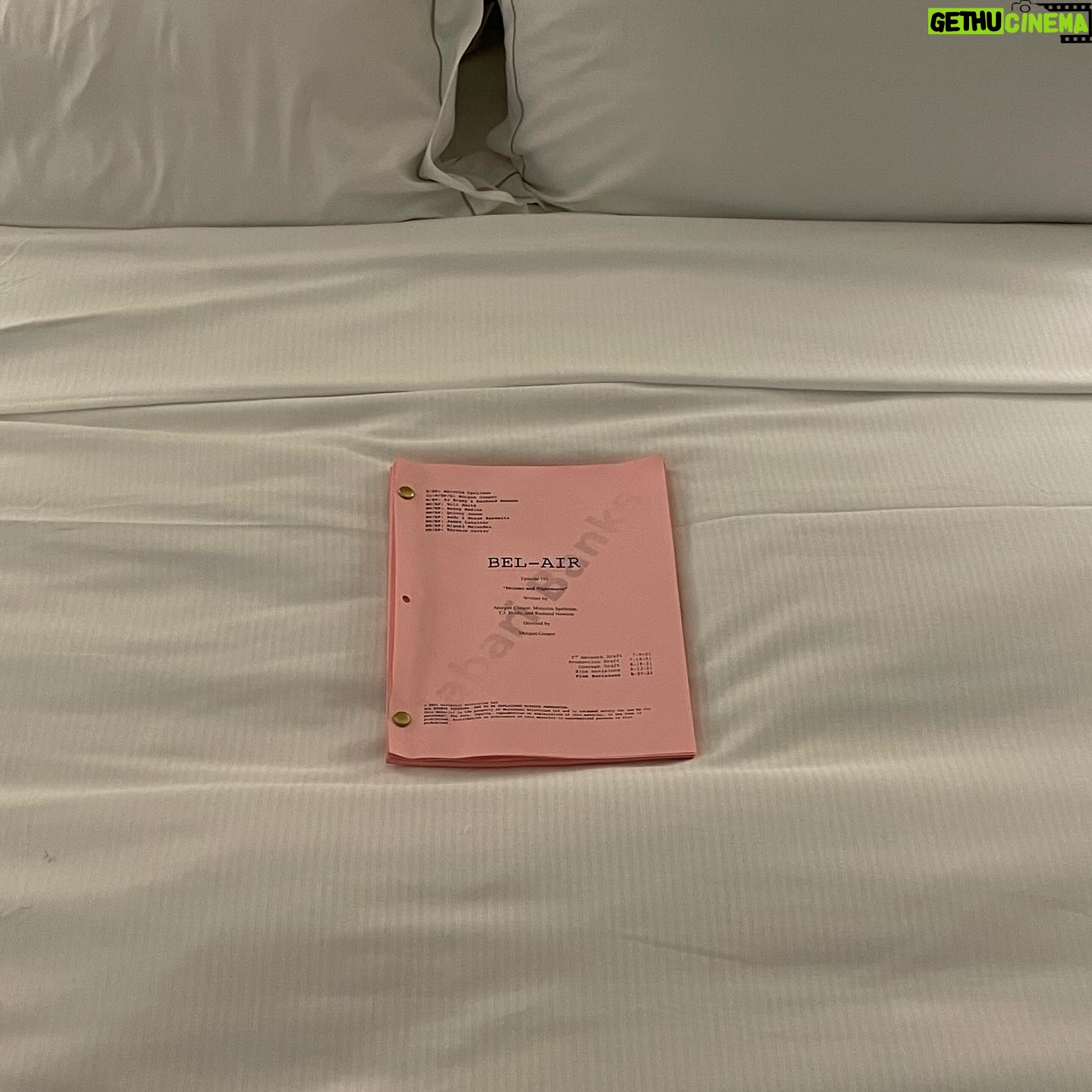 Jabari Banks - 62.1K Likes - 1. Szn 3 reminiscing when…
2. Beginnings of Szn 1
3. Ep 1. Szn 1 as i lay on my bed at the Sheraton Universal Hotel , first time in LA, scared as hell lol
Time flies way too fast, thanks for going on this ride with me 🥂