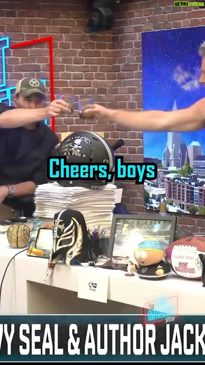 Jack Carr - 18.6K Likes - CHEERS TO YOU @jackcarrusa 🥃
