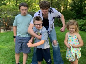 Jack Champion Instagram - Cousins and a turkey #familyreunion
