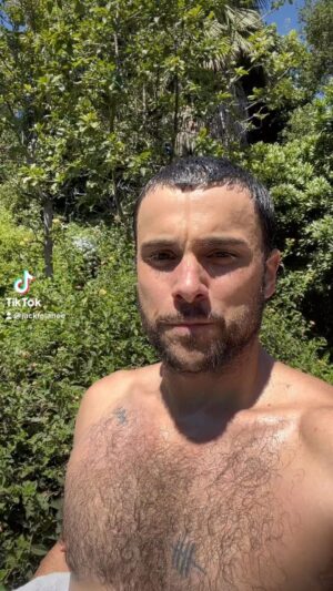 Jack Falahee Instagram - Little tour for little pool. Just trying to start my DIY influencer career while the strike continues on 😂
