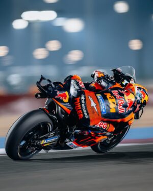 Jack Miller Instagram - Not how I wanted to start the season. The guys went a bit deep into Turn 1 and I tried to hold a tighter line and the front went away. I picked the bike up and was pushing afterwards but we were missing something today.