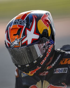 Jack Miller Instagram - It could have been an amazing result… but we’ll take stock and bounce back. It has been a year of firsts in many ways and a bittersweet way to end because it’s nice to know we have pace and we’re heading in the right direction 😤 The entire @ktmfactoryracing team has been working our butts off, the rider is just one small part because there is so much going on behind the scenes. Everyone has worked tirelessly, so I thank them all for that 🧡