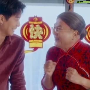 Jack Neo - 1.8K Likes - 来来来,梁婆婆最新短片终于出来了,这回他跟帅哥男神演戏,竟然做了这件吓人的事...笑死你...