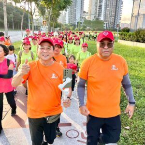 Jack Neo Instagram - 老朋友趴趴走 来到碧山 欢迎大家下个礼拜跟我们一起走...