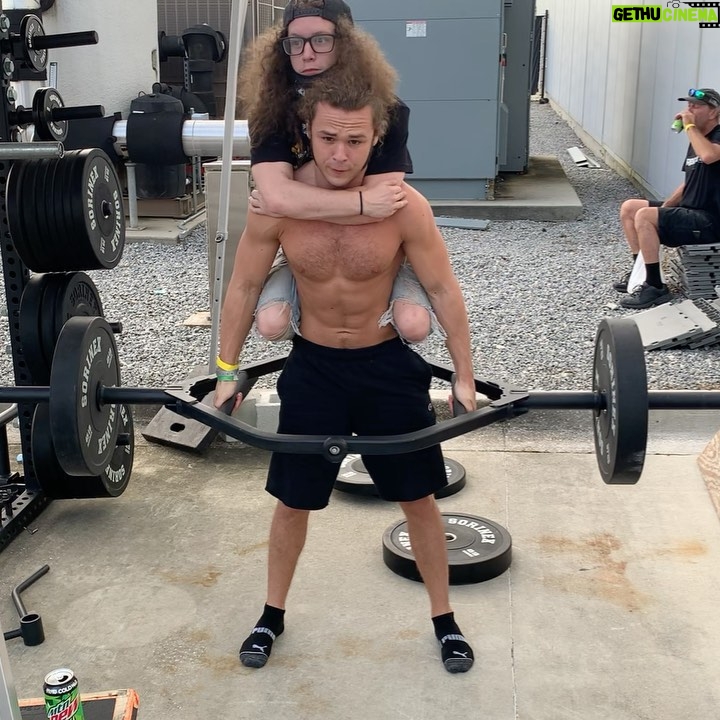 Jack Perry - 7.2K Likes - Big thanks to my training partners. 🏋️♂️
@realmarkostunt @luchasaurus
.
.
#aewdynamite #aew #weightlifting #workout #jurassicexpress