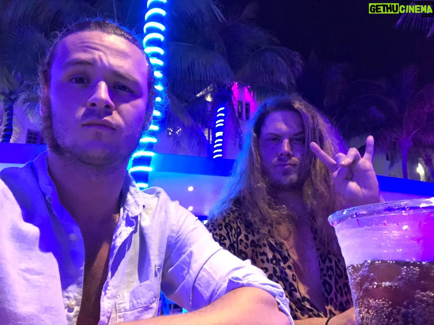 Jack Perry - 8.9K Likes - A year ago today in Miami. Looking like a couple of dirt bags.
#aewdynamite #miami @thebadboyjoeyjanela