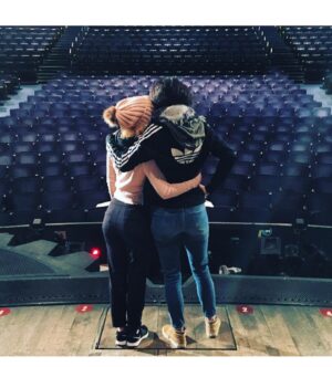 Jackie Burns Instagram - Happy 20th Wicked! I like so many others have been changed for good.  Thank you. 💚
