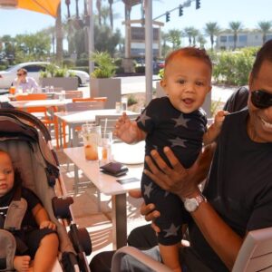 Jackie Jackson Instagram - 𝗠𝘆 𝗰𝗵𝗶𝗹𝗱𝗿𝗲𝗻 𝗴𝗮𝘃𝗲 𝗺𝗲 𝘁𝗵𝗲 𝗴𝗿𝗲𝗮𝘁𝗲𝘀𝘁 𝗴𝗶𝗳𝘁 𝗮𝗻𝘆𝗼𝗻𝗲 𝗰𝗼𝘂𝗹𝗱 𝗴𝗶𝘃𝗲 𝗮𝗻𝗼𝘁𝗵𝗲𝗿 𝗽𝗲𝗿𝘀𝗼𝗻— 𝗮 𝗽𝘂𝗿𝗽𝗼𝘀𝗲.♥️ 𝗛𝗮𝗽𝗽𝘆 𝟭𝟬𝘁𝗵 𝗯𝗶𝗿𝘁𝗵𝗱𝗮𝘆 𝘁𝗼 𝗺𝘆 𝗡𝗲𝘄 𝗬𝗲𝗮𝗿’𝘀 𝗘𝘃𝗲 𝗺𝗶𝗿𝗮𝗰𝗹𝗲𝘀 𝗝𝗮𝘆𝗹𝗲𝗻 𝗮𝗻𝗱 𝗥𝗶𝘃𝗲𝗿.🎆

#JackieJackson
#JaylenJackson
#RiverJackson
#Jackson5