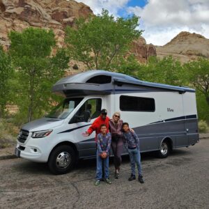 Jackie Jackson Instagram - 𝗠𝗼𝗿𝗲 𝘀𝗰𝗲𝗻𝗲𝘀 𝗳𝗿𝗼𝗺 𝗼𝘂𝗿 𝗲𝗽𝗶𝗰 𝗿𝗼𝗮𝗱 𝘁𝗿𝗶𝗽 𝘄𝗶𝘁𝗵 @_blacksford🚐 𝗜 𝘀𝗽𝗲𝗻𝘁 𝗺𝗼𝘀𝘁 𝗼𝗳 𝗺𝘆 𝗹𝗶𝗳𝗲 𝗼𝗻 𝘁𝗵𝗲 𝗿𝗼𝗮𝗱 𝘁𝗼𝘂𝗿𝗶𝗻𝗴 𝘀𝗼 𝗶𝘁 𝘄𝗮𝘀 𝗻𝗶𝗰𝗲 𝘁𝗼 𝗴𝗲𝘁 𝗯𝗲𝗵𝗶𝗻𝗱 𝘁𝗵𝗲 𝘄𝗵𝗲𝗲𝗹 𝗳𝗼𝗿 𝗼𝗻𝗰𝗲 𝗮𝗻𝗱 𝗲𝗻𝗷𝗼𝘆 𝘁𝗵𝗲 𝗮𝗺𝗲𝗻𝗶𝘁𝗶𝗲𝘀 𝗼𝘂𝗿 𝗥𝗩 𝗵𝗮𝗱 𝘁𝗼 𝗼𝗳𝗳𝗲𝗿 𝗮𝗹𝗹 𝘄𝗵𝗶𝗹𝗲 𝗲𝘅𝗽𝗹𝗼𝗿𝗶𝗻𝗴 𝘁𝗵𝗲 𝗦𝗼𝘂𝘁𝗵𝘄𝗲𝘀𝘁☕️ 𝗜𝗻𝘁𝗲𝗿𝗲𝘀𝘁𝗲𝗱 𝗶𝗻 𝘁𝗮𝗸𝗶𝗻𝗴 𝗮 𝘁𝗿𝗶𝗽?🏜️ 𝗨𝘀𝗲 “𝗘𝗫𝗣𝗟𝗢𝗥𝗘𝗠𝗢𝗥𝗘𝟮𝟬𝟮𝟰” 𝗳𝗼𝗿 𝗮 𝗱𝗶𝘀𝗰𝗼𝘂𝗻𝘁 𝗮𝗻𝗱 𝗹𝗲𝘁 𝘁𝗵𝗲𝗺 𝗸𝗻𝗼𝘄 𝗝𝗮𝗰𝗸𝗶𝗲 𝘀𝗲𝗻𝘁 𝘆𝗼𝘂😎

#JackieJackson
#Jackson5
#Blacksford
#RVLife