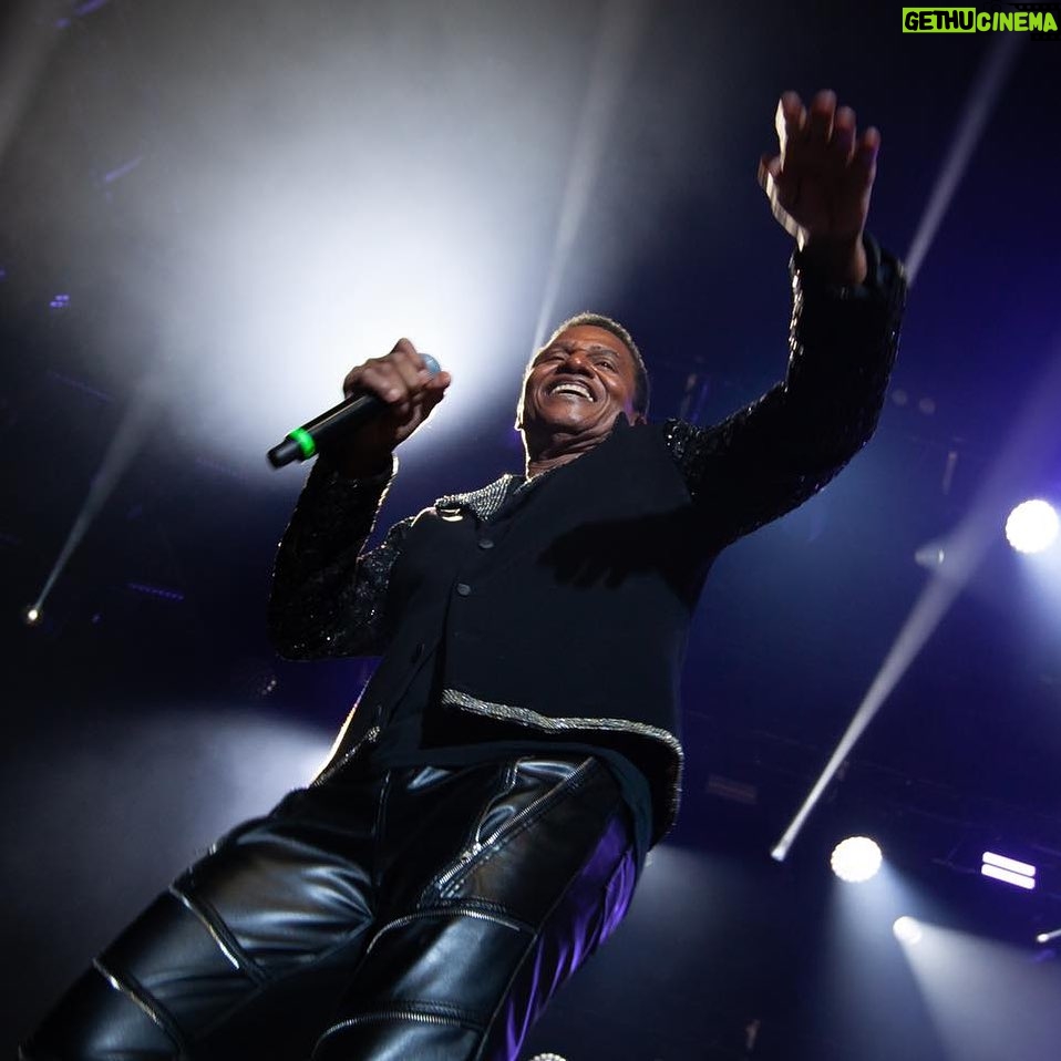 Jackie Jackson - 2.8K Likes - 𝗠𝗢𝗡𝗗𝗔𝗬 𝗠𝗢𝗢𝗗⚡️
📸 @favcolmar
#JackieJackson
#Jacksons
#Jackson5
#MondayMotivation
