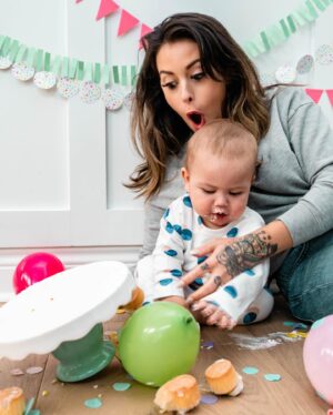 Jackson Rathbone Instagram - Happy Mothers Day @sixandboe !
You make our family. You’re the best. 
Thanks for being an awesome mom, wife, and best friend. Every year is better with you. Here’s to many more! Love ya butt!