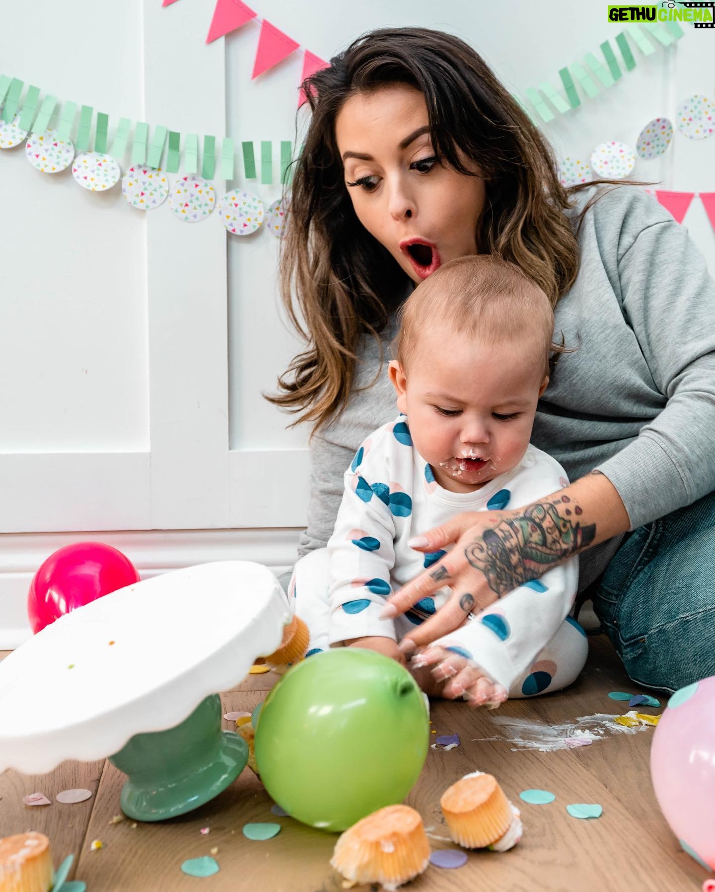 Jackson Rathbone - 27.3K Likes - Happy Mothers Day @sixandboe !
You make our family. You’re the best.
Thanks for being an awesome mom, wife, and best friend. Every year is better with you. Here’s to many more! Love ya butt!