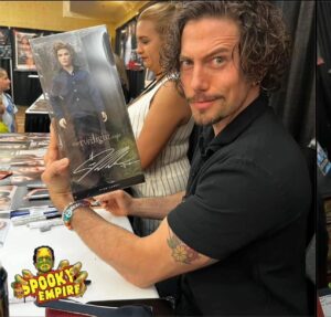 Jackson Rathbone Instagram - Is it a Jasper Barbie doll?  Or a Jasper Barbie Ken doll? 🤔
Come tell me what you think @spookyempire 
Last day tomorrow :: Sunday 11a - 5p