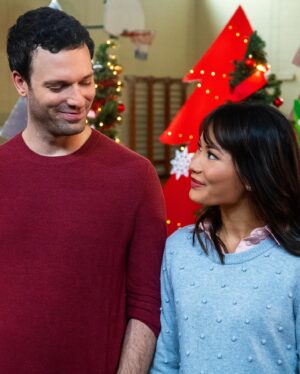 Jacky Lai Instagram - “Winning isn’t everything”

Watch political Julia Chen face off her high school rival in #CandyCaneCandidate on DEC 20th @lifetimetv 🎁 

#ItsAWonderfulLifetime