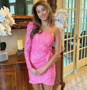 Jaclyn Stapp Instagram - She lights up my world with grace and spirit! Homecoming night 💖 #ProudMom #Homecoming2023 @milanstapp