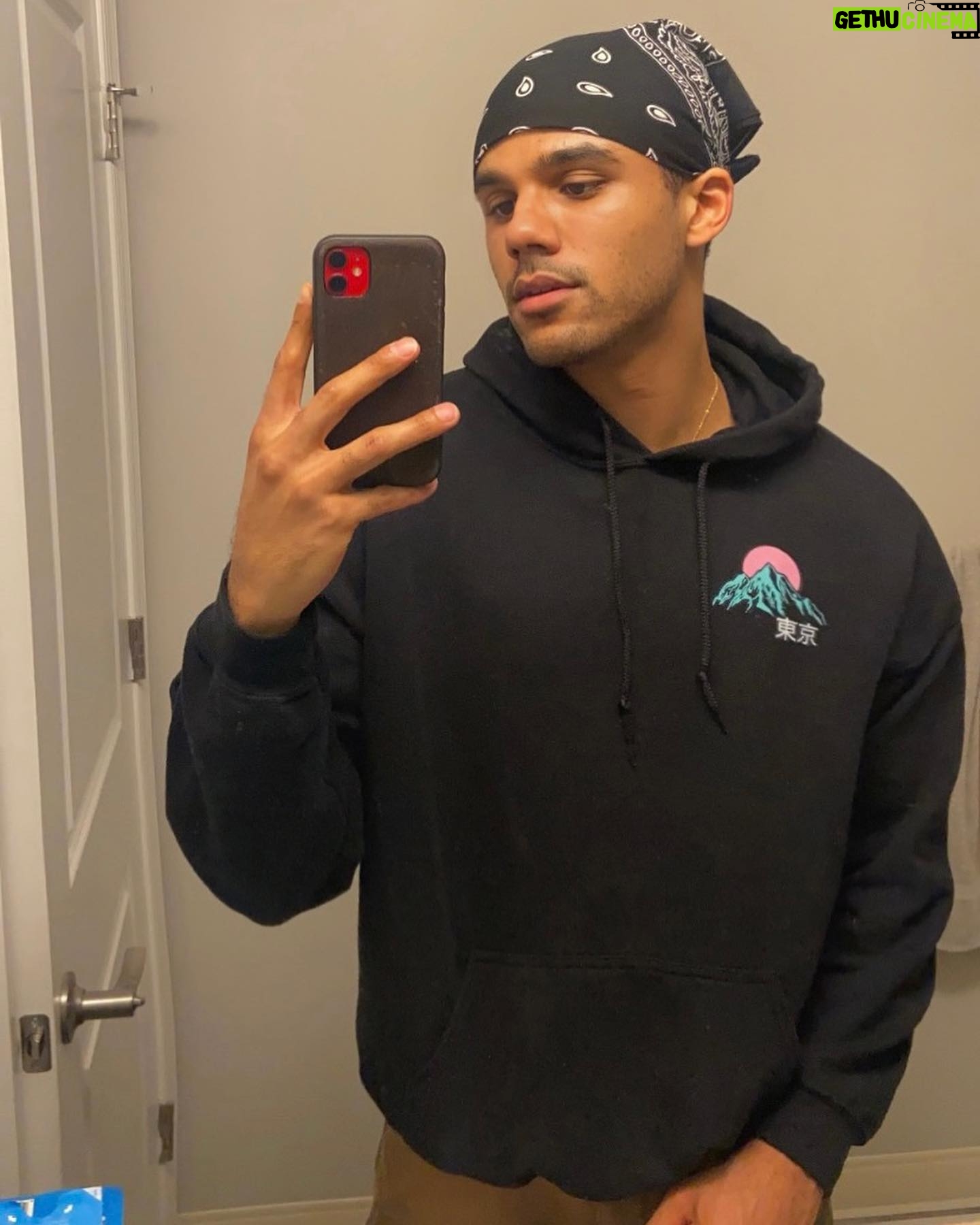 Jacob Artist - 3 Likes -