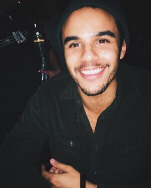 Jacob Artist Instagram - 🥂