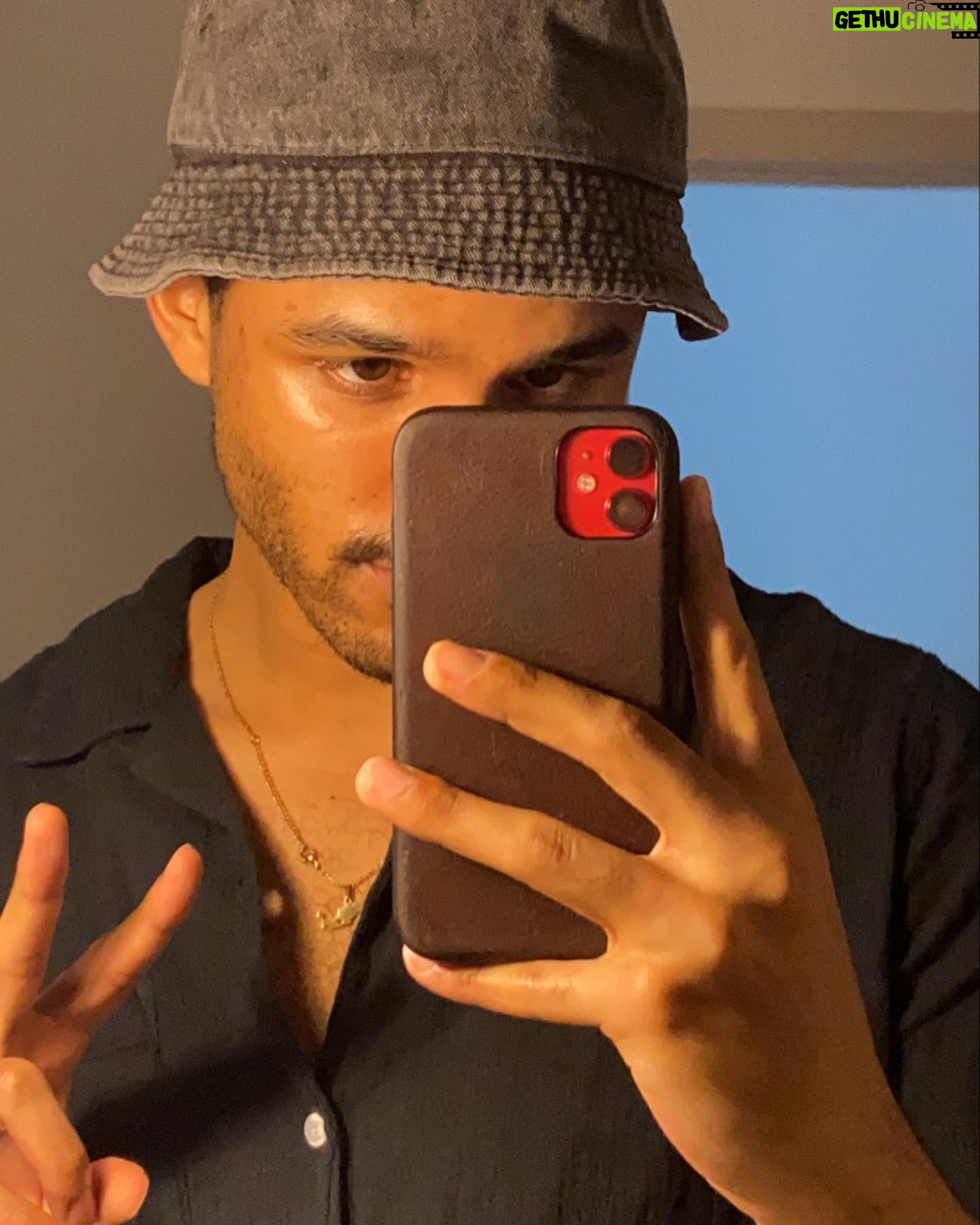 Jacob Artist - 25.1K Likes -