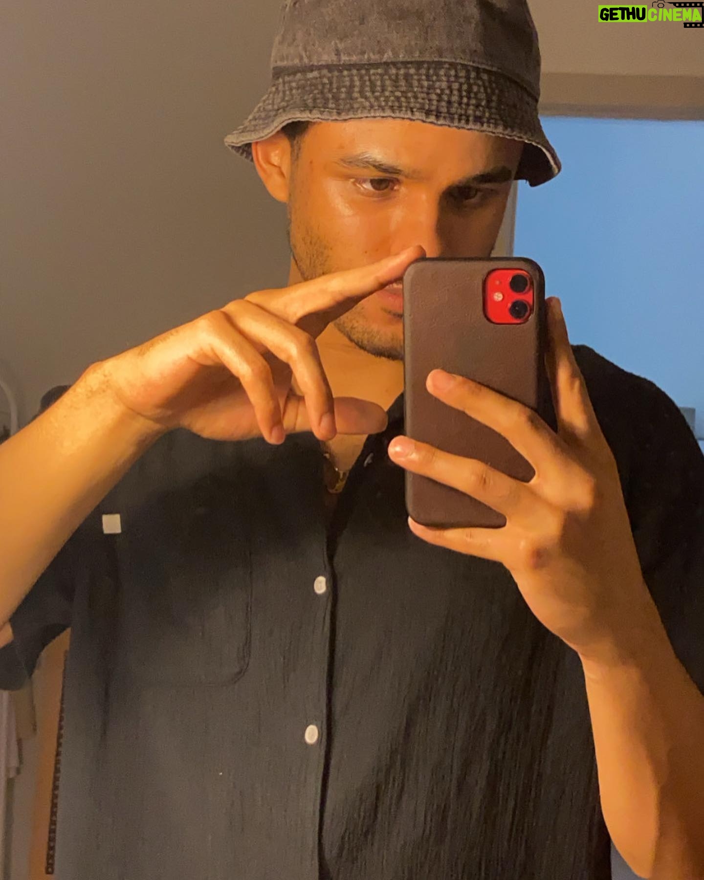 Jacob Artist - 25.1K Likes -