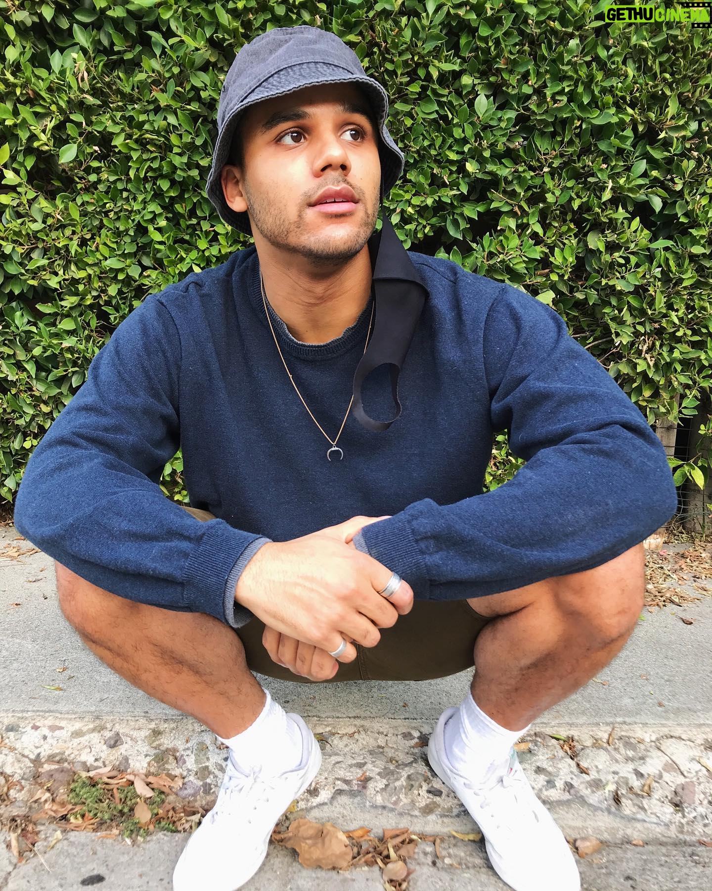 Jacob Artist - 48.5K Likes - curbside pickup