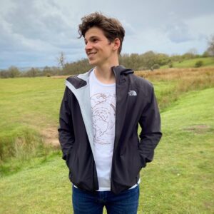 Jacob Dudman Instagram - In this picture I’m wearing my ‘Kintsugi’ t-shirt. In Japanese culture this means “golden rejoining” - the art of fixing broken pottery back together with Gold. It shows us that by embracing our imperfections, by giving our time and attention to a healing process, we can become something stronger and more beautiful than before. 

This #MentalHealthAwareness week, remember to be kind to yourself. Nobody’s perfect, and we are always learning and evolving. 
If you’re going through hard times, remember to keep good company and not hide away from your feelings. Take the time to learn more about yourself. 
Heal through honesty, love and care for yourself and others. Then - and only then - your true self will be seen. 

“Pain is a gift. Without the capacity for pain, we can’t feel the hurt we inflict.” - The Doctor. 
💛

Sending loads of love. x

- @mindcharity 
- @calmzone 
- @idontmind 
- @mentalhealthamerica 
- @mentalhealthfoundation 
- @youngmindsuk
- @mentalhealth.notes