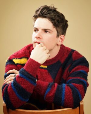Jacob Dudman Instagram - 🐅   🦘= Stripy jumper...